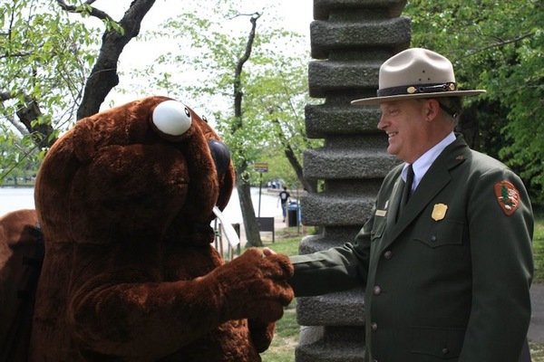 PaddlesTheBeaver.jpg