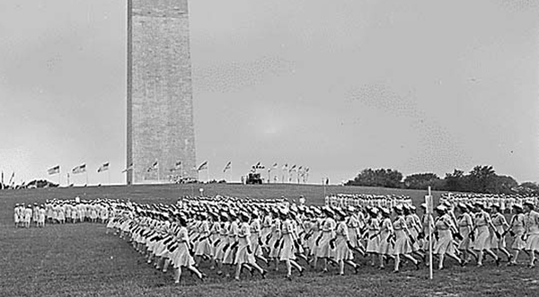 Waves1944.jpg